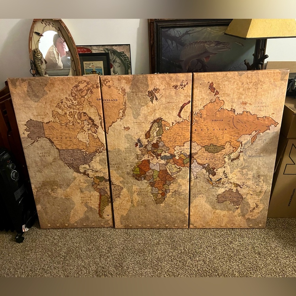 NEW Push Pin World Travel Map - 3 Panel
